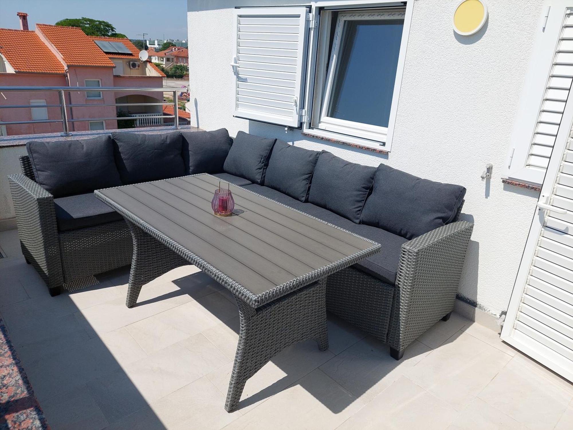 Apartman Nella *