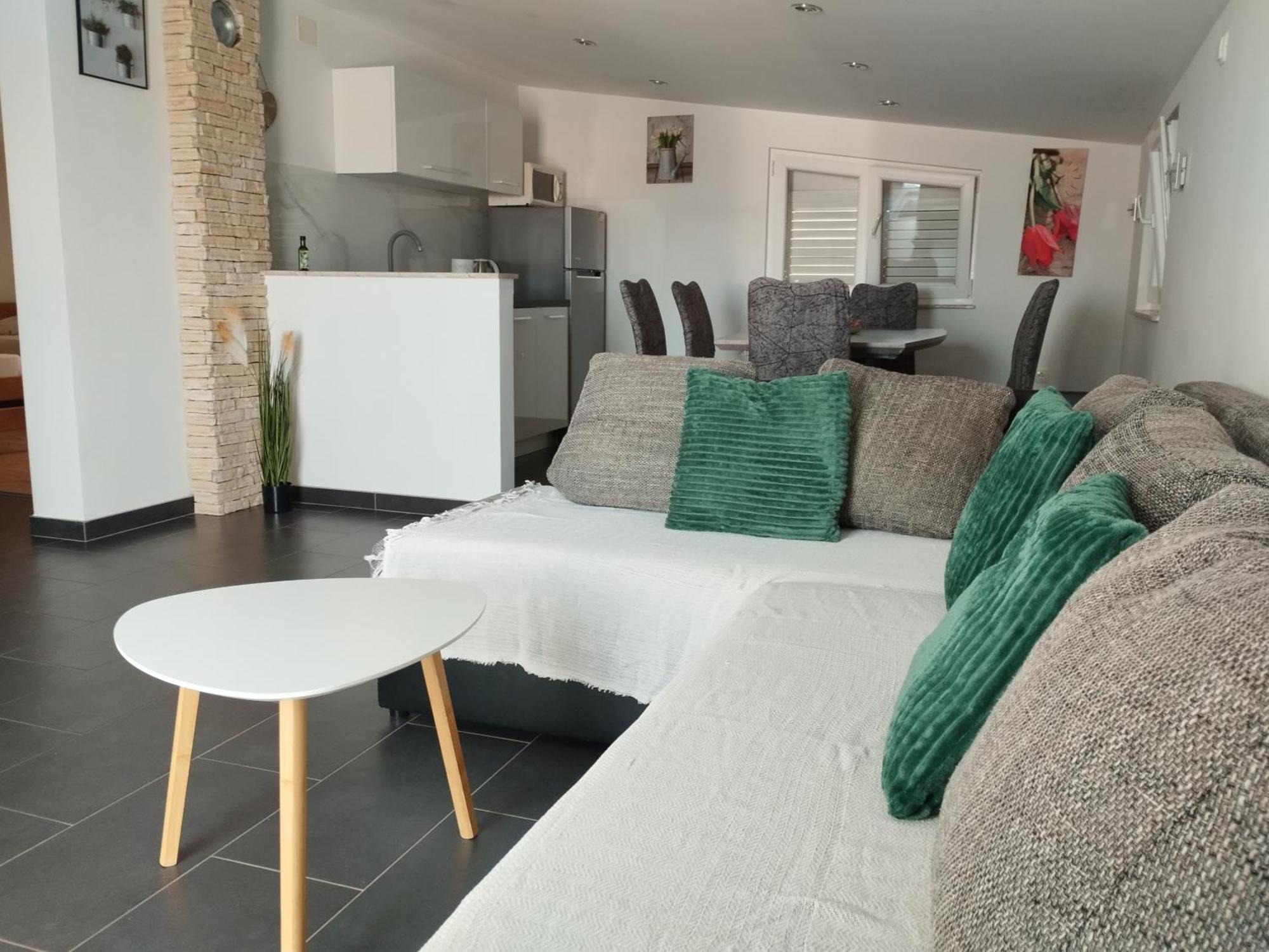 Apartment Nella *